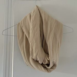 AA circle scarf